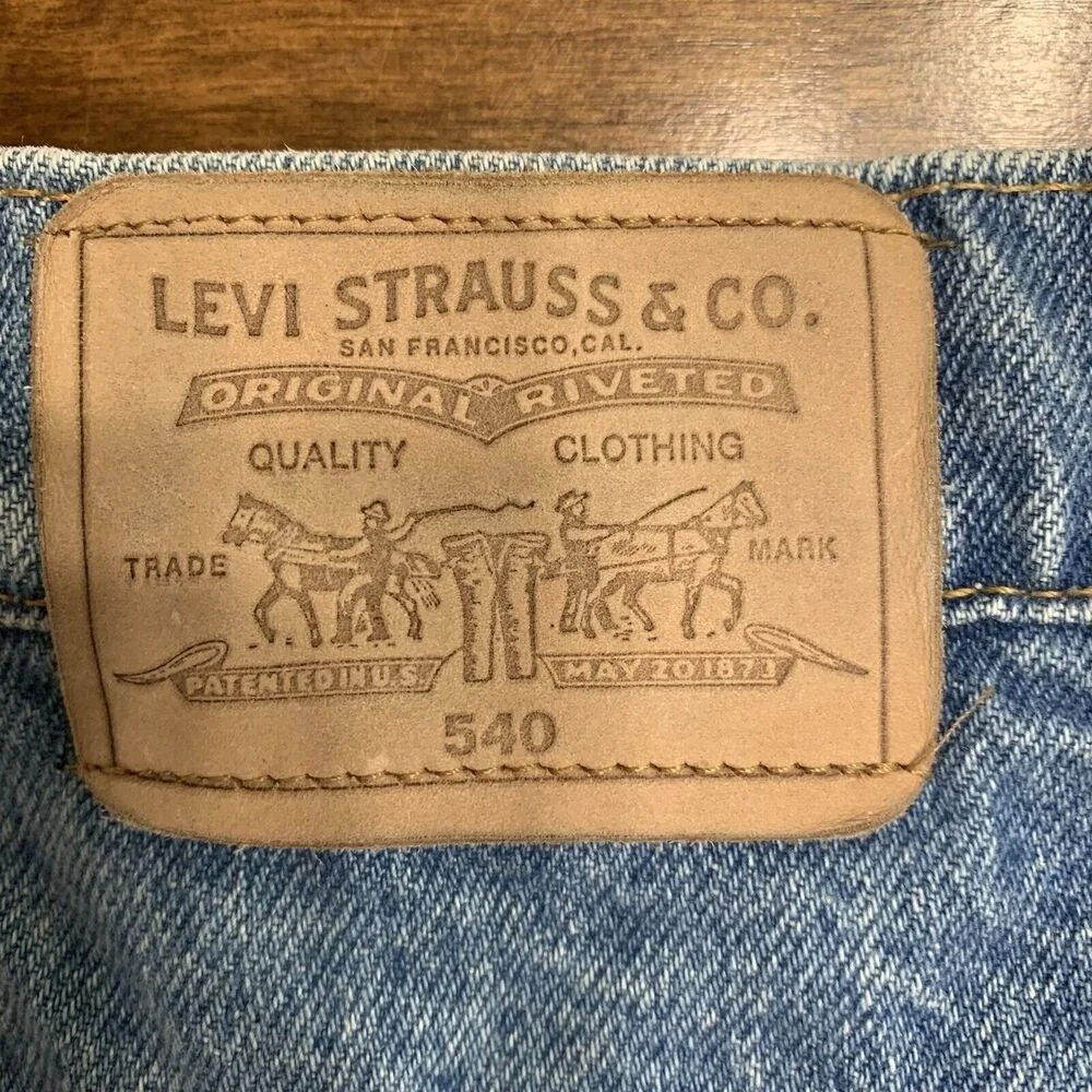 Vintage Levi's 540 Size 42‎ Jeans Straight Leg Distressed Leather Tag Tab Men's